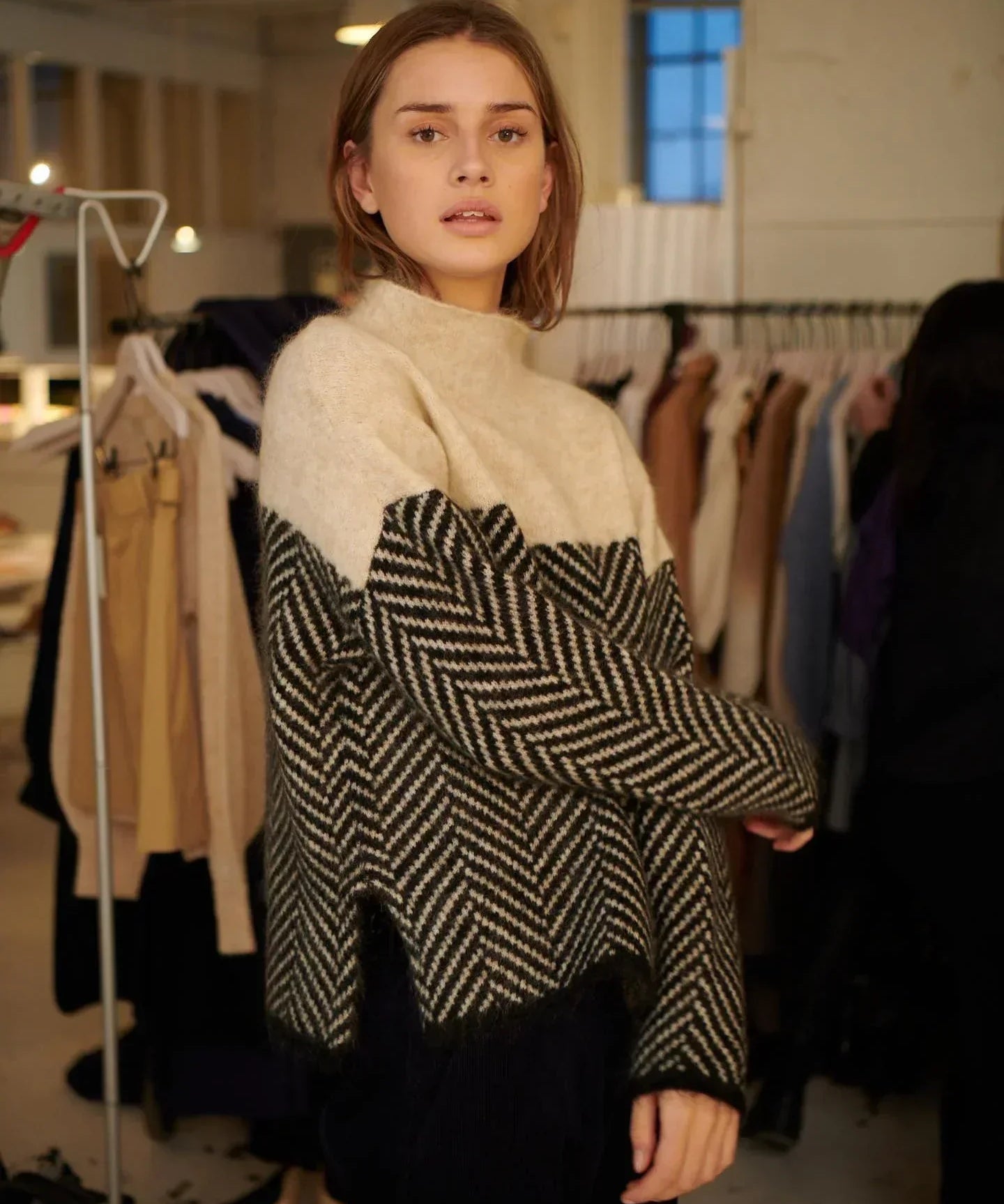 Filomena | Jersey de cuello alto con delicado tejido de lujo