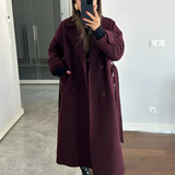 Nora | Elegante gabardina burdeos