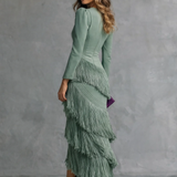 Clara · Vestido elegante con mangas de flecos