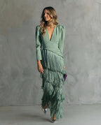 Clara · Vestido elegante con mangas de flecos