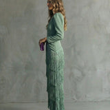 Clara · Vestido elegante con mangas de flecos