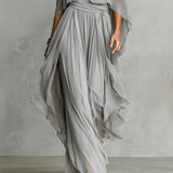 Carla | Conjunto fluido gris con top de tirantes y pantalón ligero