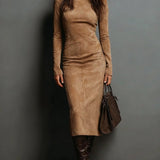 Lorena · Vestido midi ancho marrón