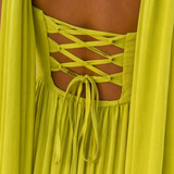 CARMEN | VESTIDO LARGO PLISADO AMARILLO CON CUELLO HALTER